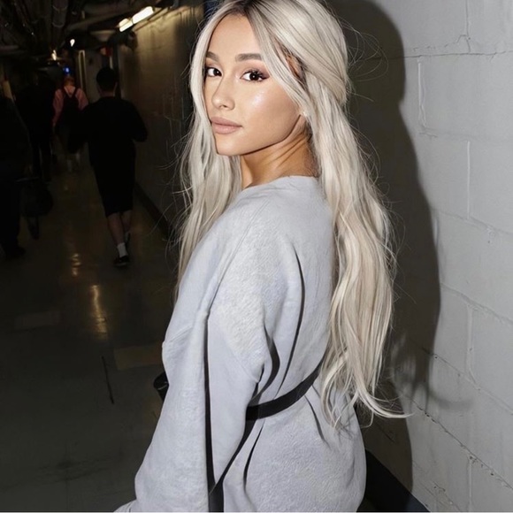 ARIANA GRANDE Light Grey No Tears Left To Cry Oversized Pullover Sweatshirt - Picture 2 of 11